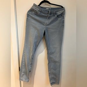 Old Navy Rockstar Super Skinny High Rise 24/7 Sculpt jeans